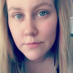 Meet your Posher, Alexandra